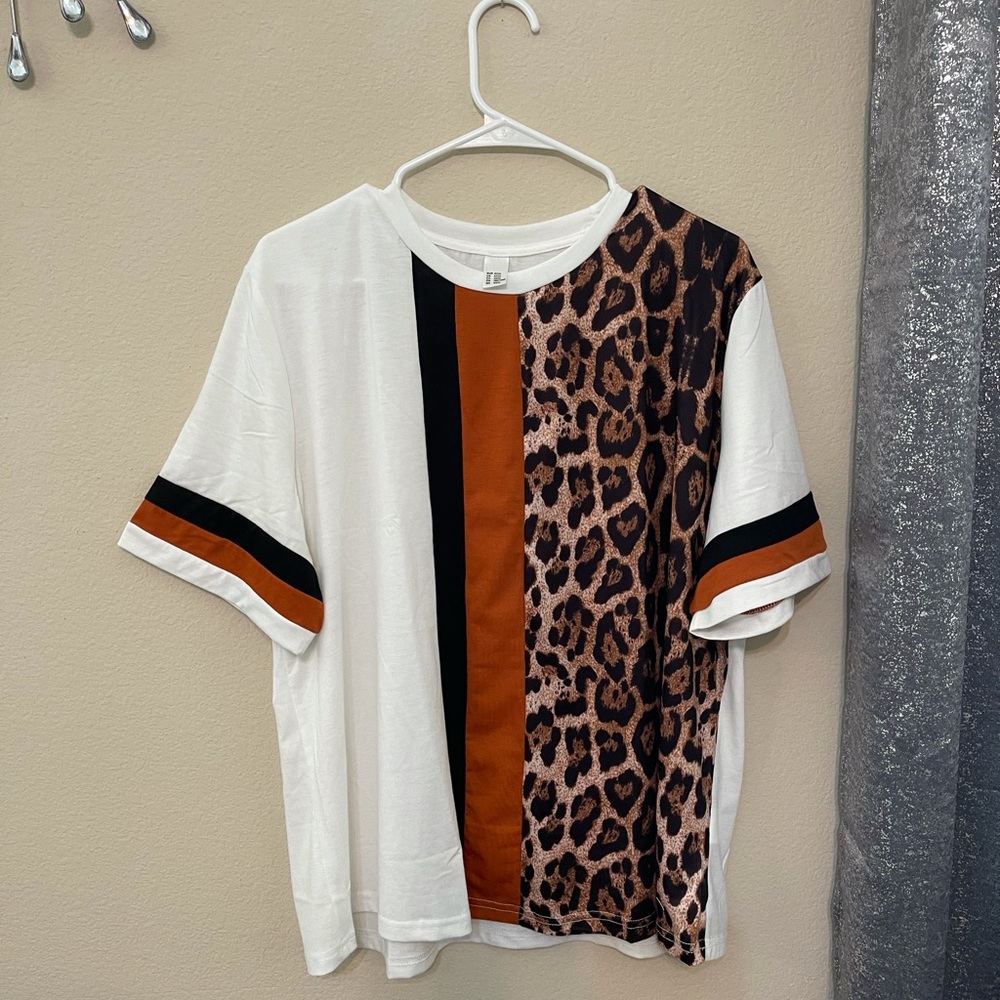 LEOPARD ANIMAL PRINT SHORT SLEEVED TOP PLUS SIZE 3X NWT - Picture 4 of 8